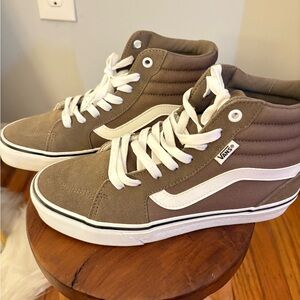 Vans High-Top Sneakers in Tan and White